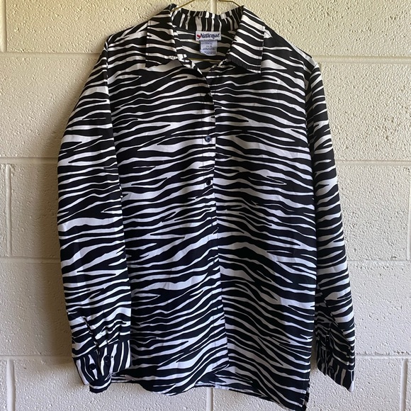 Vintage Tops - Vintage zebra print shirt